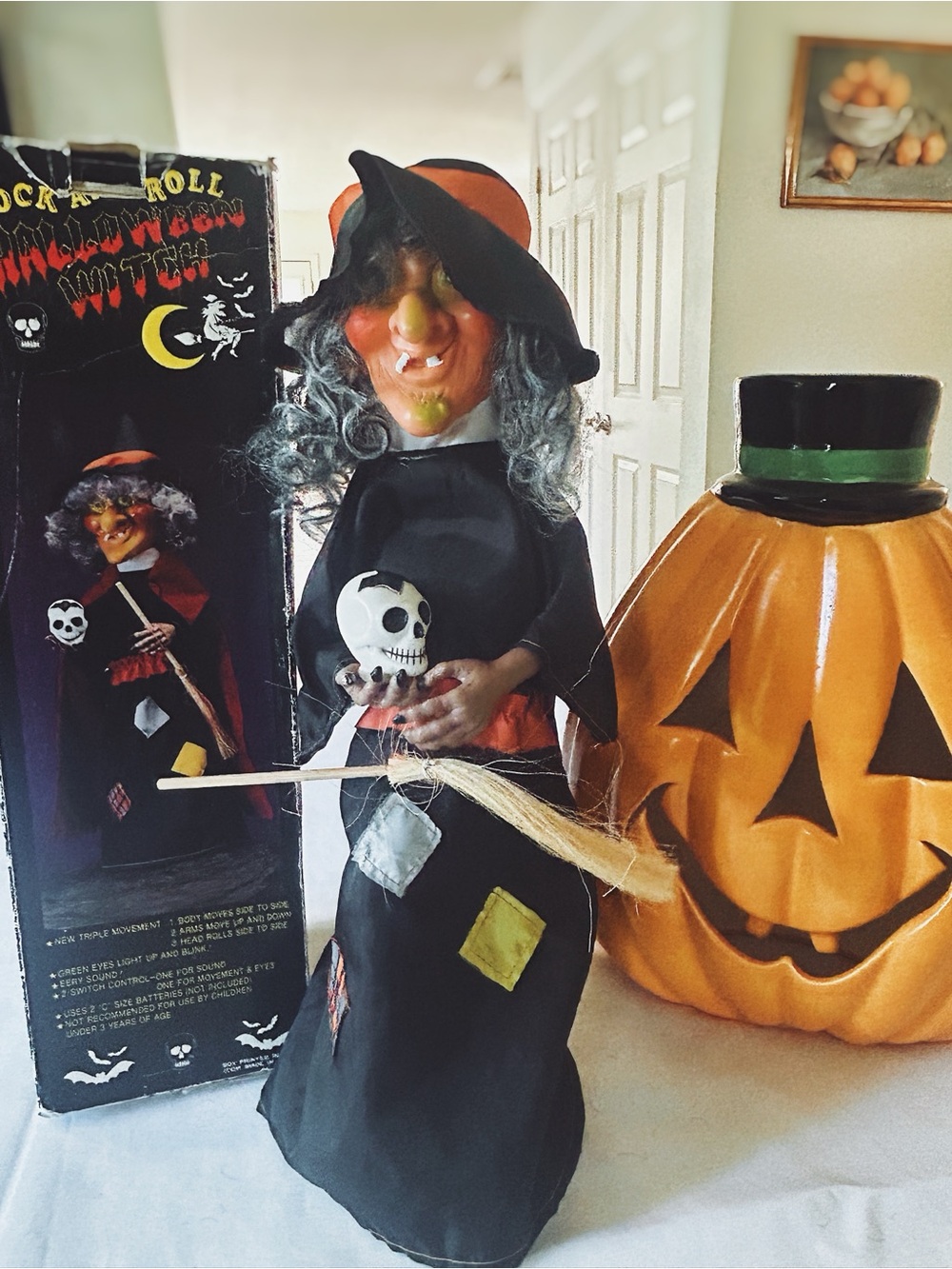 Vintage Halloween Animated Witch Haunted House Rock & Roll Witch Musical Figure